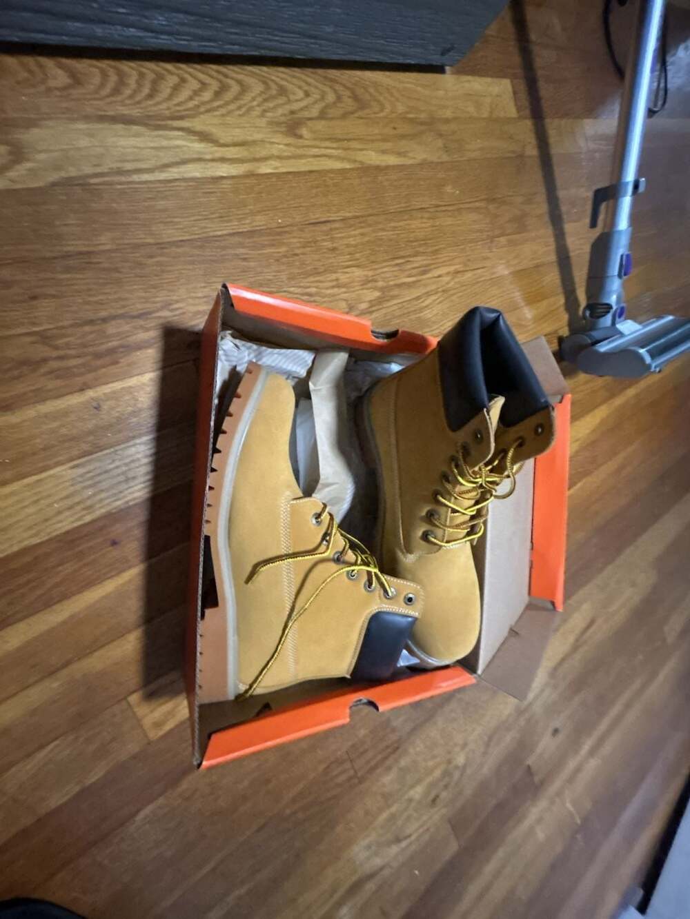 Lugz Men's Drifter 6-Inch Classic Wheat Work Boots